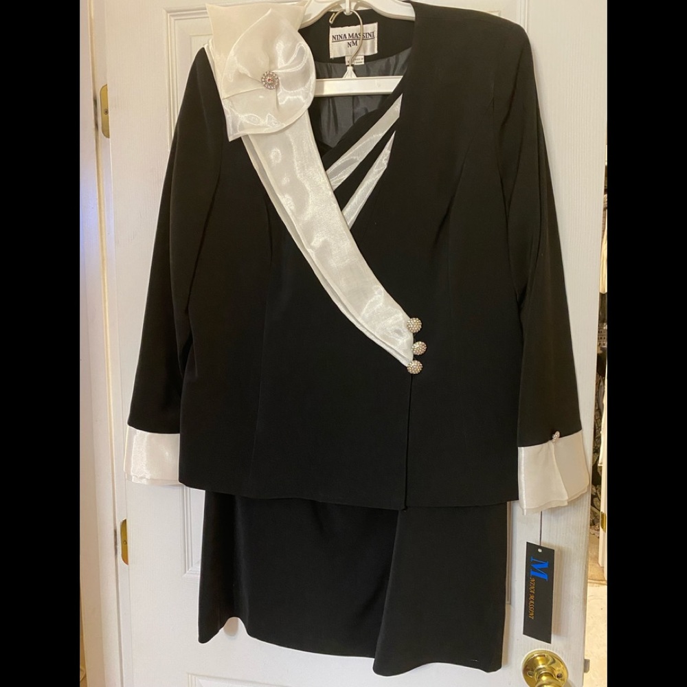 Nina Massini 2pc size 18